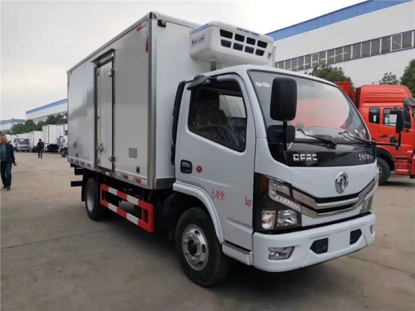  (國六4.2米）東風多利卡冷藏車